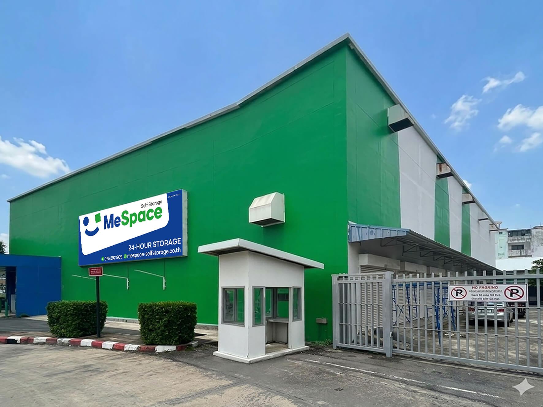 https://api.mespace-selfstorage.co.th/images/branch_image/sample_signage_building_re02-a%20-1-.jpg